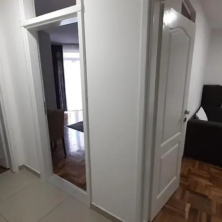 Sapa Studios & Apartments Ni Exterior foto